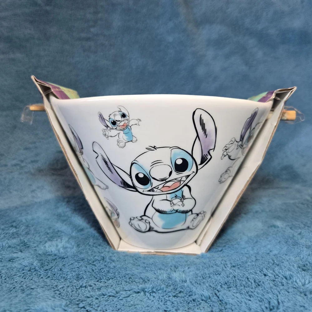 🌺Disney's Stitch 16oz. Sketch-Art Ramen Noodle Bowl with Chopsticks, Tossed